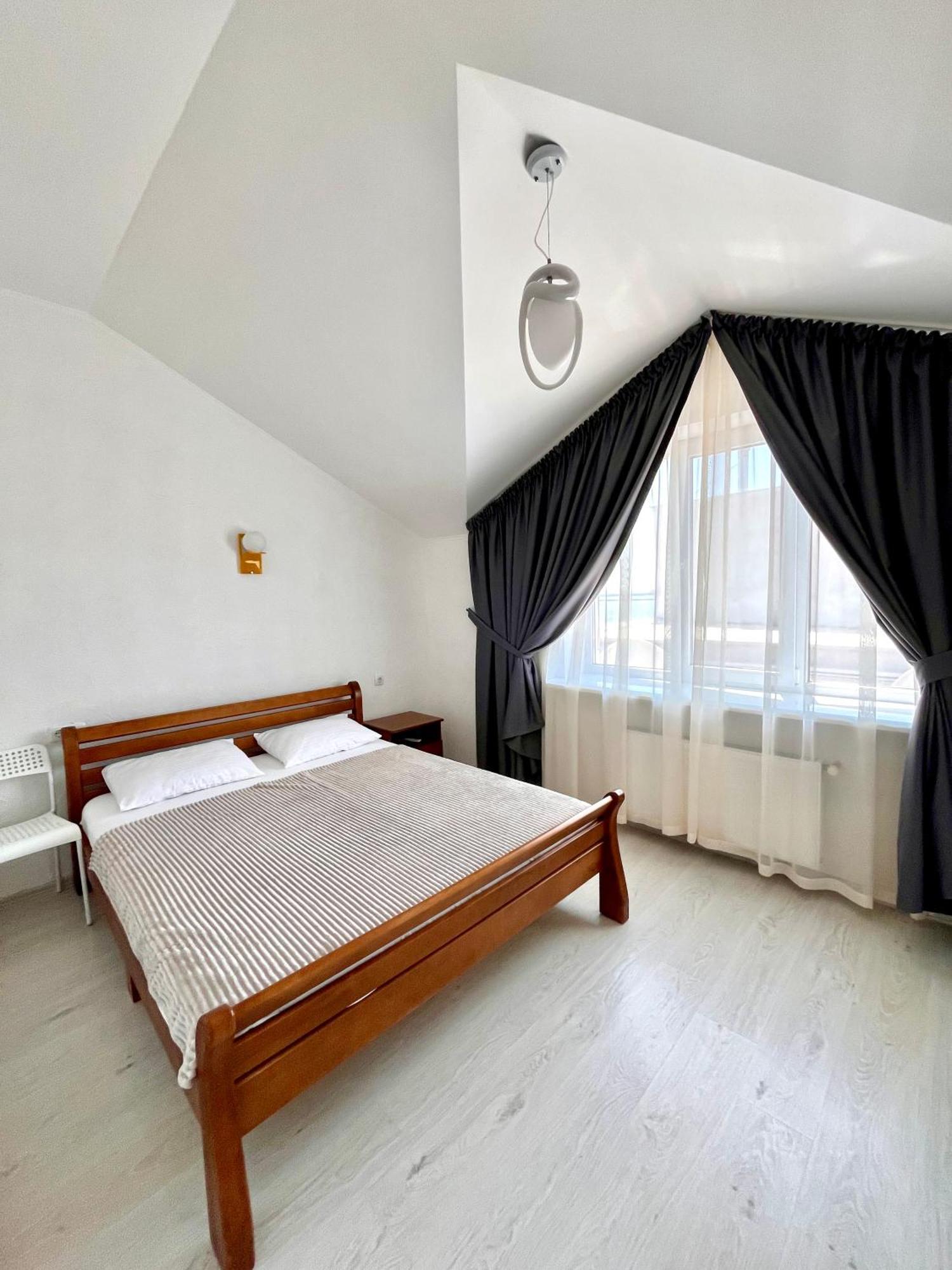 Done Kandybone Apartments Burlach'ya Balka Eksteriør billede
