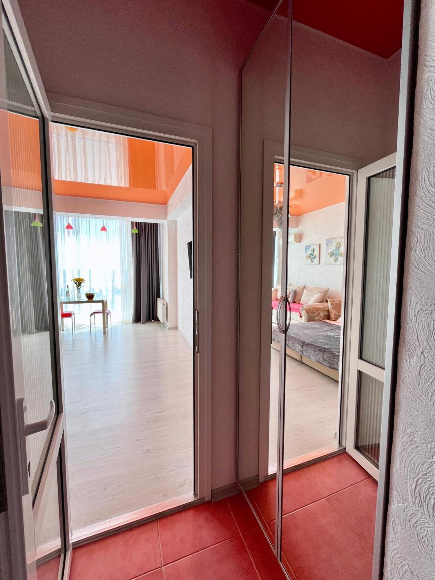 Done Kandybone Apartments Burlach'ya Balka Eksteriør billede
