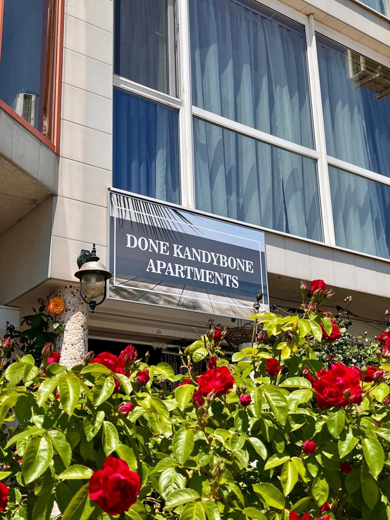Done Kandybone Apartments Burlach'ya Balka Eksteriør billede